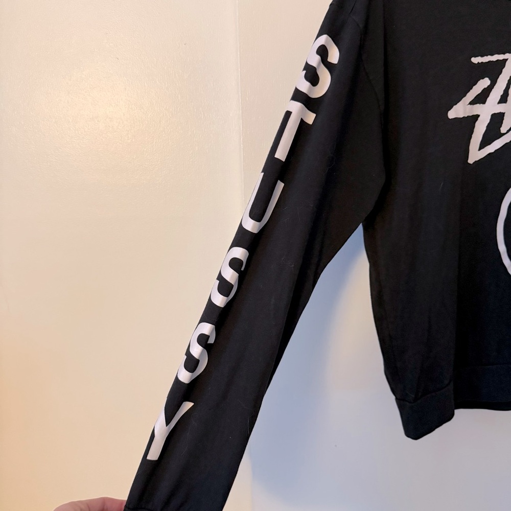 Stussy Long Sleeve Graphic Logo Tee in black and white - Picture 7 of 12